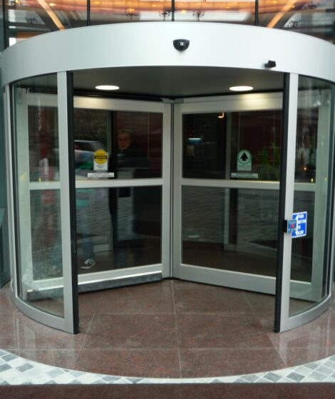 Revolving-Doors-3